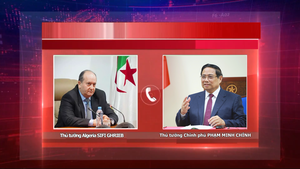 Thủ tướng Phạm Minh Chính điện đàm với Thủ tướng Algeria