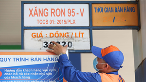 Giá xăng dầu đồng loạt tăng mạnh từ 23 giờ ngày 19-3