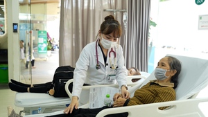 Nữ bác sĩ nơi ranh giới sinh tử