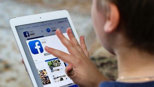 Trẻ em dưới 16 tuổi sử dụng mạng xã hội-Bài toán ‘cấm’ hay ‘quản trị’