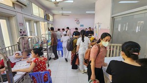 Khẩn trương điều tra, truy xuất nguồn gốc thực phẩm vụ hơn 140 học sinh nghi ngộ độc