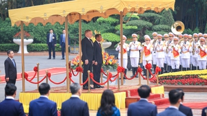 Thủ tướng Lê Minh Hưng chủ trì lễ đón Thủ tướng Slovakia