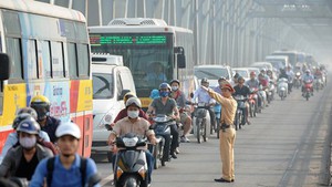 Bảo đảm an toàn giao thông dịp nghỉ Lễ Giỗ tổ Hùng Vương và 30/4-01/5