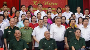 Chăm lo đời sống người có công