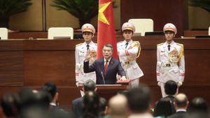 Lễ tuyên thệ nhậm chức Thủ tướng Chính phủ Lê Minh Hưng