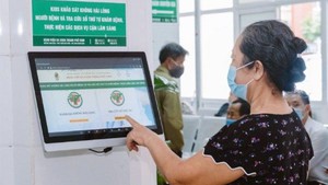 Dịch vụ công: Từ bao cấp sang “vốn mồi”