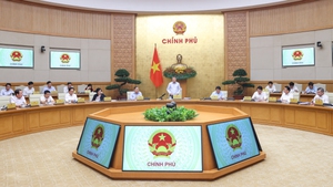 Không đẩy khó khăn cho người dân, doanh nghiệp trong thiết kế chính sách và xây dựng pháp luật 
