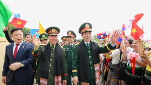 Việt Nam - Lào thắt chặt tình đoàn kết đặc biệt qua giao lưu hữu nghị quốc phòng biên giới 