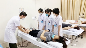 Nâng cao chất lượng khám bệnh, chữa bệnh bằng y học cổ truyền