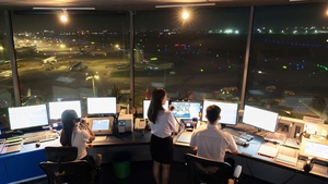Sân bay Tân Sơn Nhất: 73 chuyến bay bị ảnh hưởng vì drone
