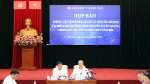 Bộ GD&amp;ĐT công bố phương án xử lý tại Điểm thi Trường THPT Chuyên Tuyên Quang