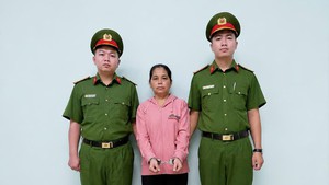 Công an bắt giữ 2 đối tượng bạo hành trẻ em