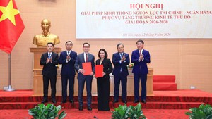 Hà Nội yêu cầu khơi thông dòng vốn, đẩy nhanh giải ngân cho các dự án