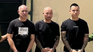 Khởi tố và bắt tạm giam 25 bị can dàn dựng video giang hồ, cờ bạc để kiếm tiền 