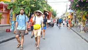 Viet Nam among few countries totally re-opening int’l tourism market