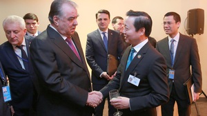 DPM meets with foreign leaders in New York