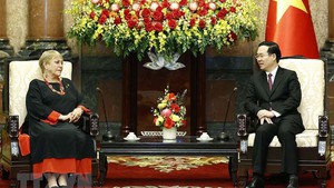 President Vo Van Thuong hosts former Chilean President