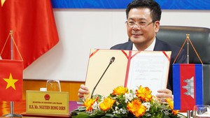 Viet Nam, Cambodia sign agreement to boost bilateral trade during 2023-2024