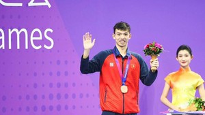 Swimmer Hoang bags more bronze in 400m freestyle