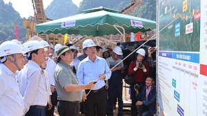 Two expressways in Cao Bang and Lang Son border provinces must be completed in 2025