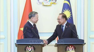 Viet Nam, Malaysia upgrade ties to comprehensive strategic partnership