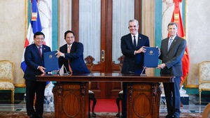 Viet Nam, Dominica sign cooperation deals