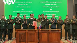 Viet Nam, Cambodia sign Protocol on defense cooperation for 2025-2029