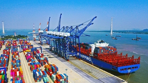 Viet Nam’s export-import revenue nears US$648 bln in 10 months