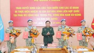 Four Vietnamese officers to depart for UN peacekeeping missions
