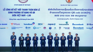 Viet Nam, Laos launch cross-border QR payment service