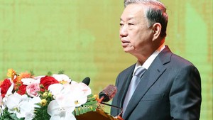 Digital transformation-urgent requirement for Viet Nam to narrow development gap: Party chief