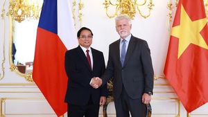 Gov’t chief meets with Czech President