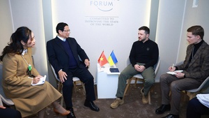 Prime Minister meets with leaders of Panama, Lithuania on sidelines of WEF meeting