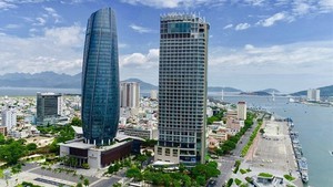 Viet Nam to establish two financial centers in 2025