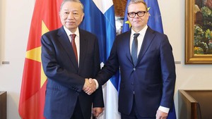 Party chief seeks Finland&#39;s support for removal of yellow  card warning against seafood exports
