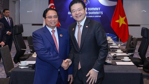 Vietnamese, Singaporean PMs convene second annual meeting in Kuala Lumpur