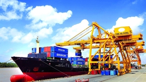 Trade volume exceeds US$680 bln in 9 months