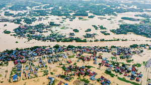 Gov’t allocates central budget to help four provinces overcome flood consequences