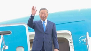General Secretary To Lam leaves for State visit to DPRK