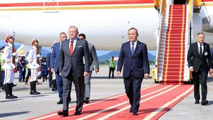 Jordanian King Abdullah II Ibn Al Hussein embarks on official visit to Viet Nam