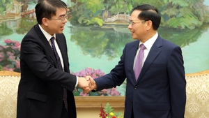 Deputy PM hosts Managing Director of Warburg Pincus