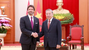 Party leader receives Slovak Deputy PM