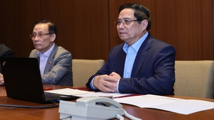 Gov’t chief chairs overnight emergency meeting on flood relief