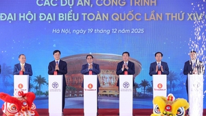 Top Vietnamese leaders chair inauguration and groundbreaking ceremonies for key projects