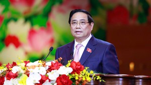 Patriotic emulation movements create landmark achievements