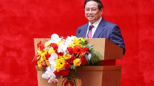 Mekong Delta region needs to closely combine socio-economic development with defense and security