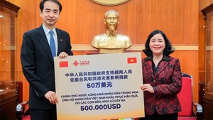 China provides US$500,000 in aid to support Viet Nam&#39;s post-disaster recovery 