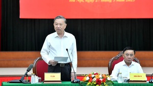 Cadre work requires long-term vision: General Secretary To Lam
