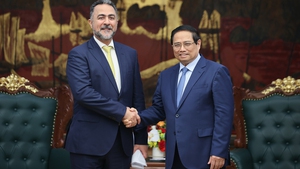 Prime Minister calls for raising Viet Nam-Oman Investment Fund scale to US$1 billion