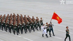Vietnamese soldiers join military parade rehearsal in Moscow’s Red Square